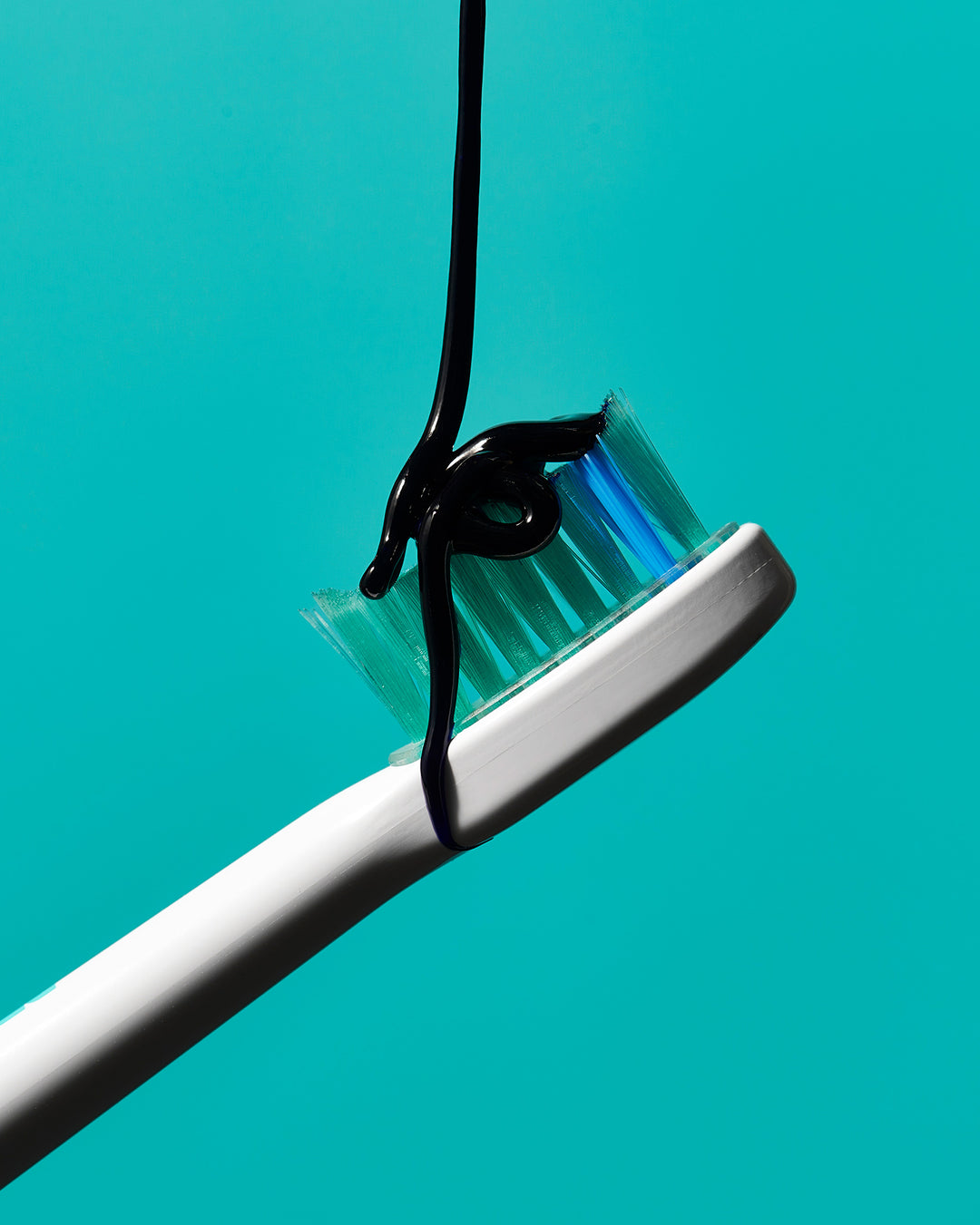 V34 ShadeShifter: Enamel Care Color Corrector